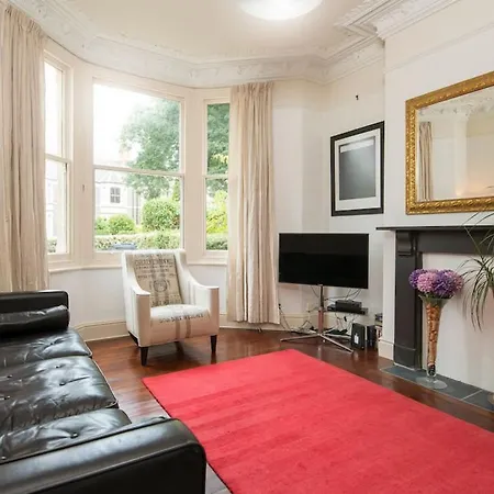 Spacious 4 Bedroom Character Home In Pontcanna Cardiff Exterior photo